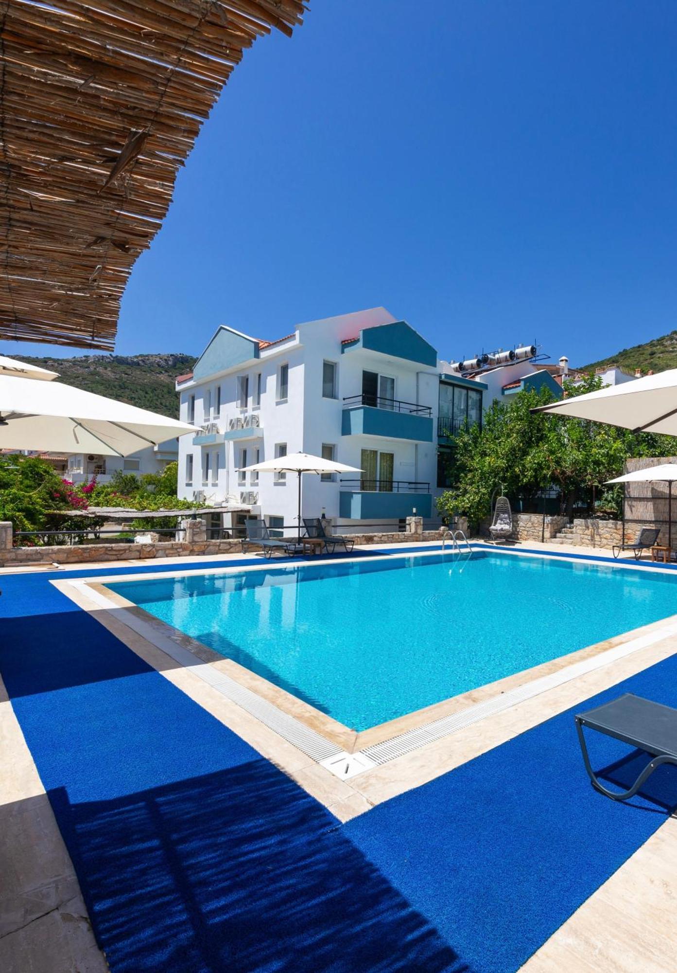 Oezguem Suite Otel Datca Εξωτερικό φωτογραφία