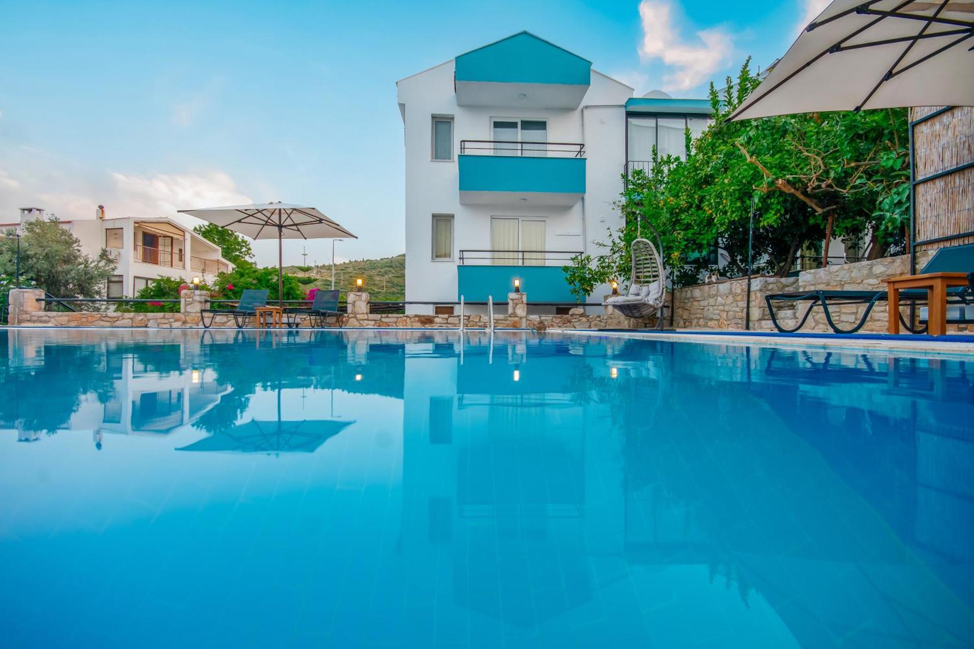Oezguem Suite Otel Datca Εξωτερικό φωτογραφία